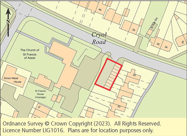 Lot: 48 - FREEHOLD BLOCK OF NINE LOCK-UP GARAGES -